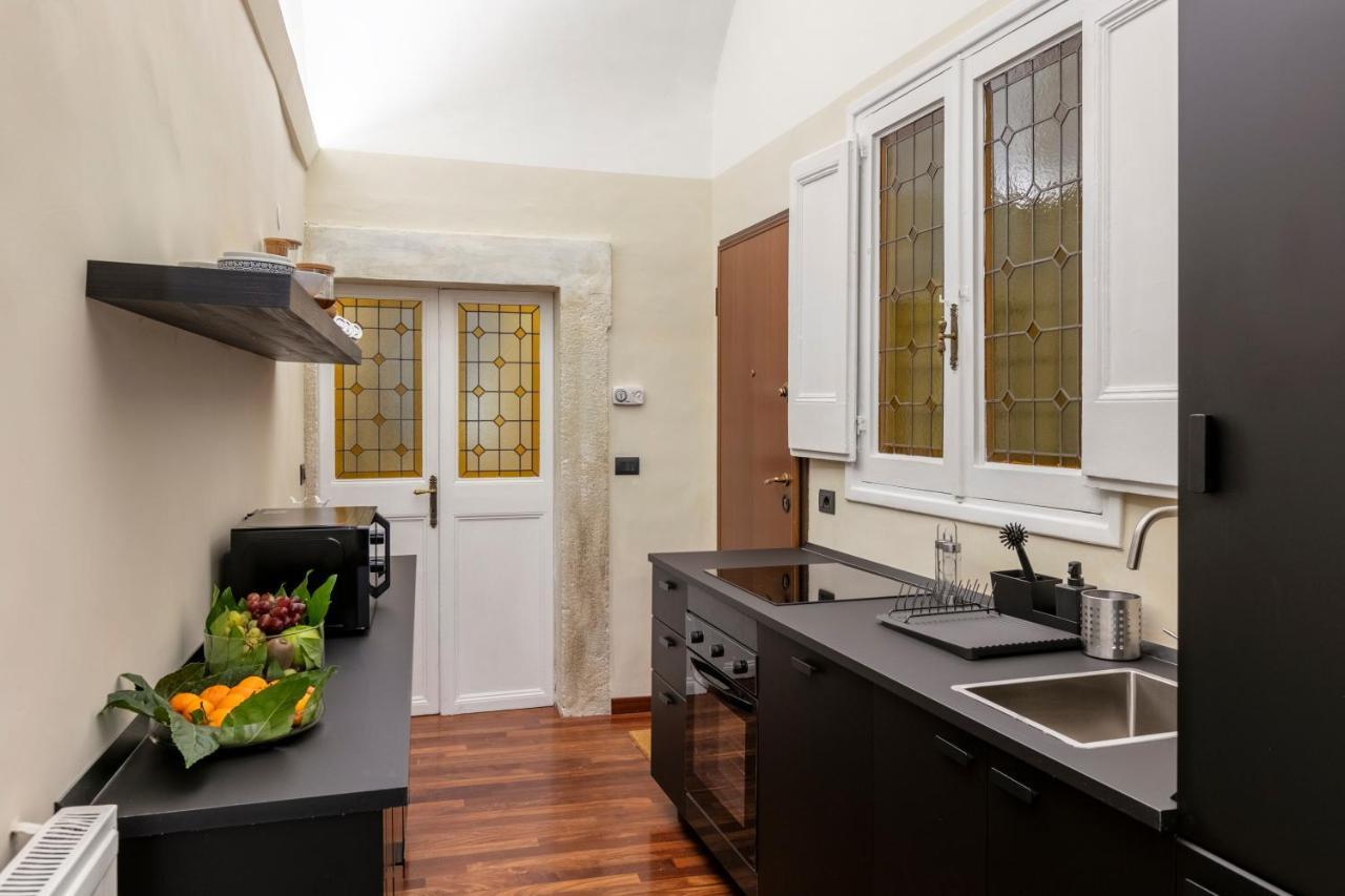 Parione Apartment Roma Exterior foto